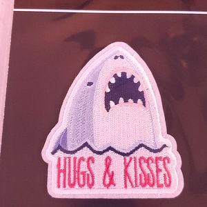 Hugs and kisses patch 3 for 20$
